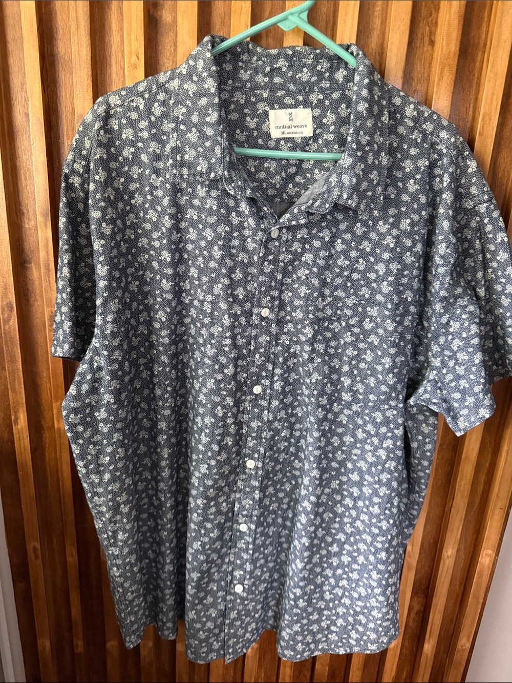 Mutua Weave cotton Buttoned Front Shirt. Size XL